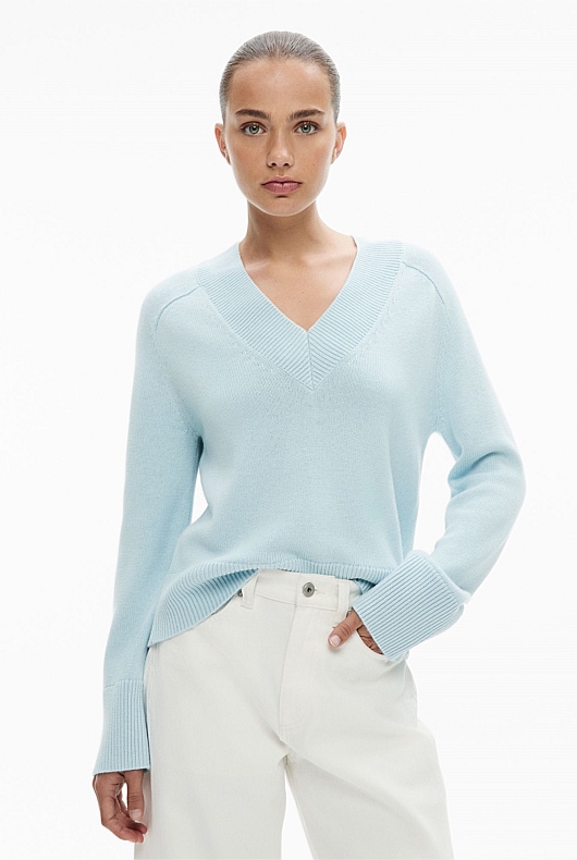 Raglan V Neck Knit