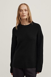Relaxed Crew Neck Knit