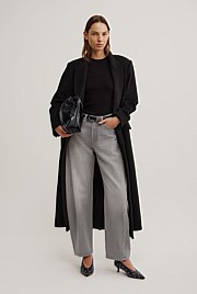 Barrel Leg Jeans