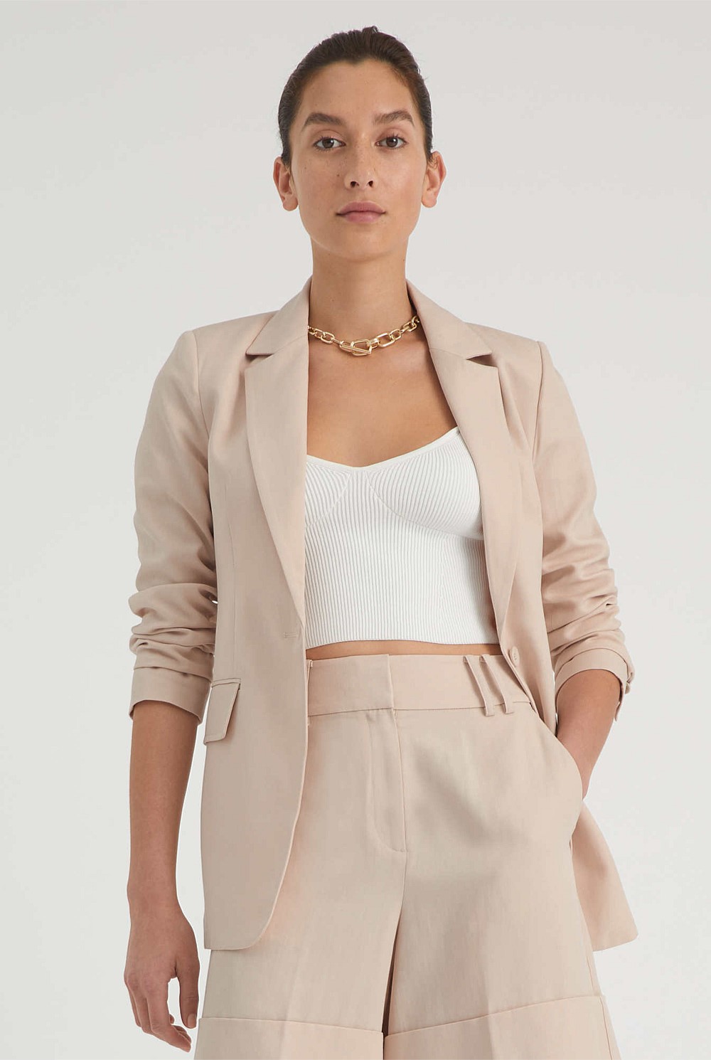 Slim Single-Breasted Blazer