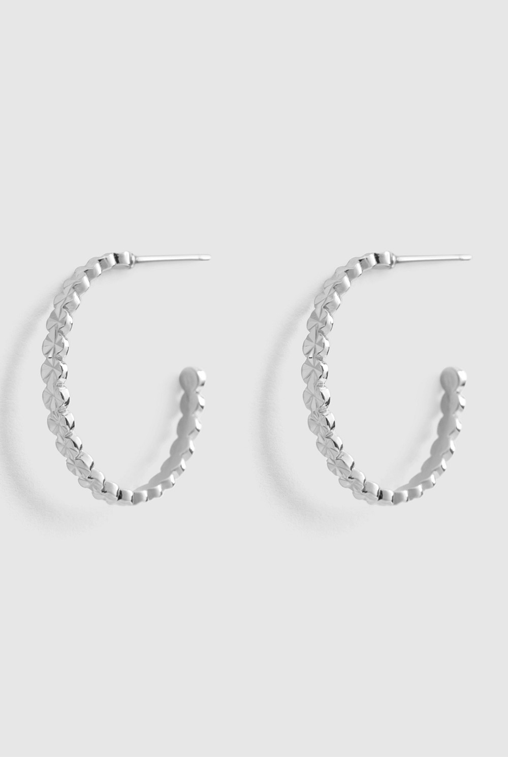 Liza Hoops
