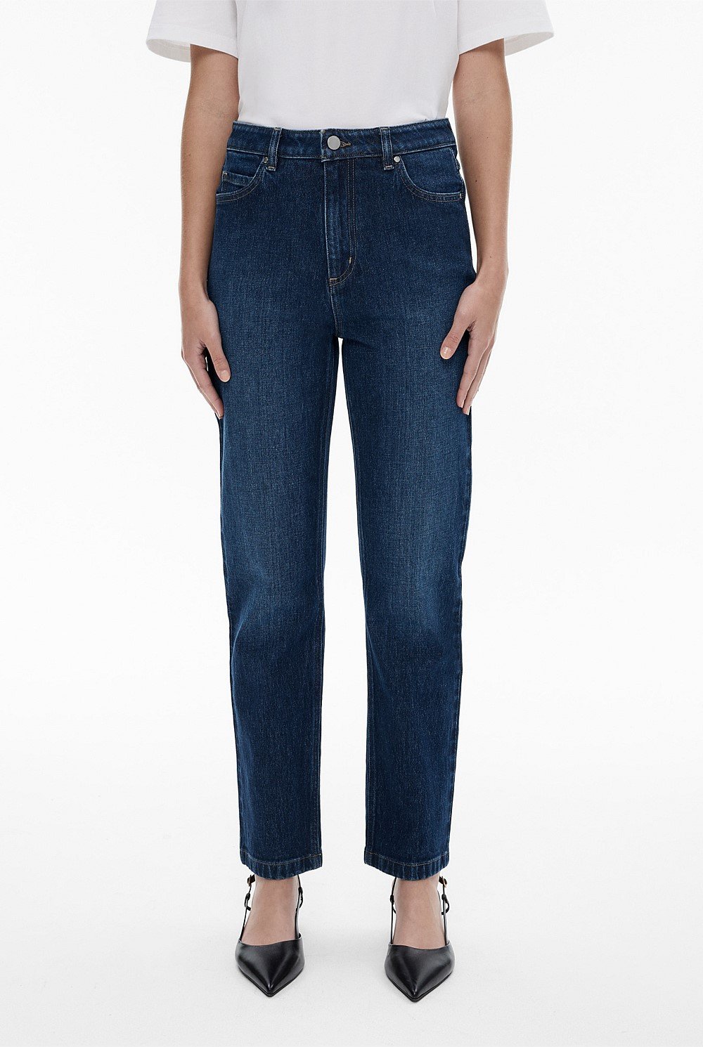 Slim Straight Jean