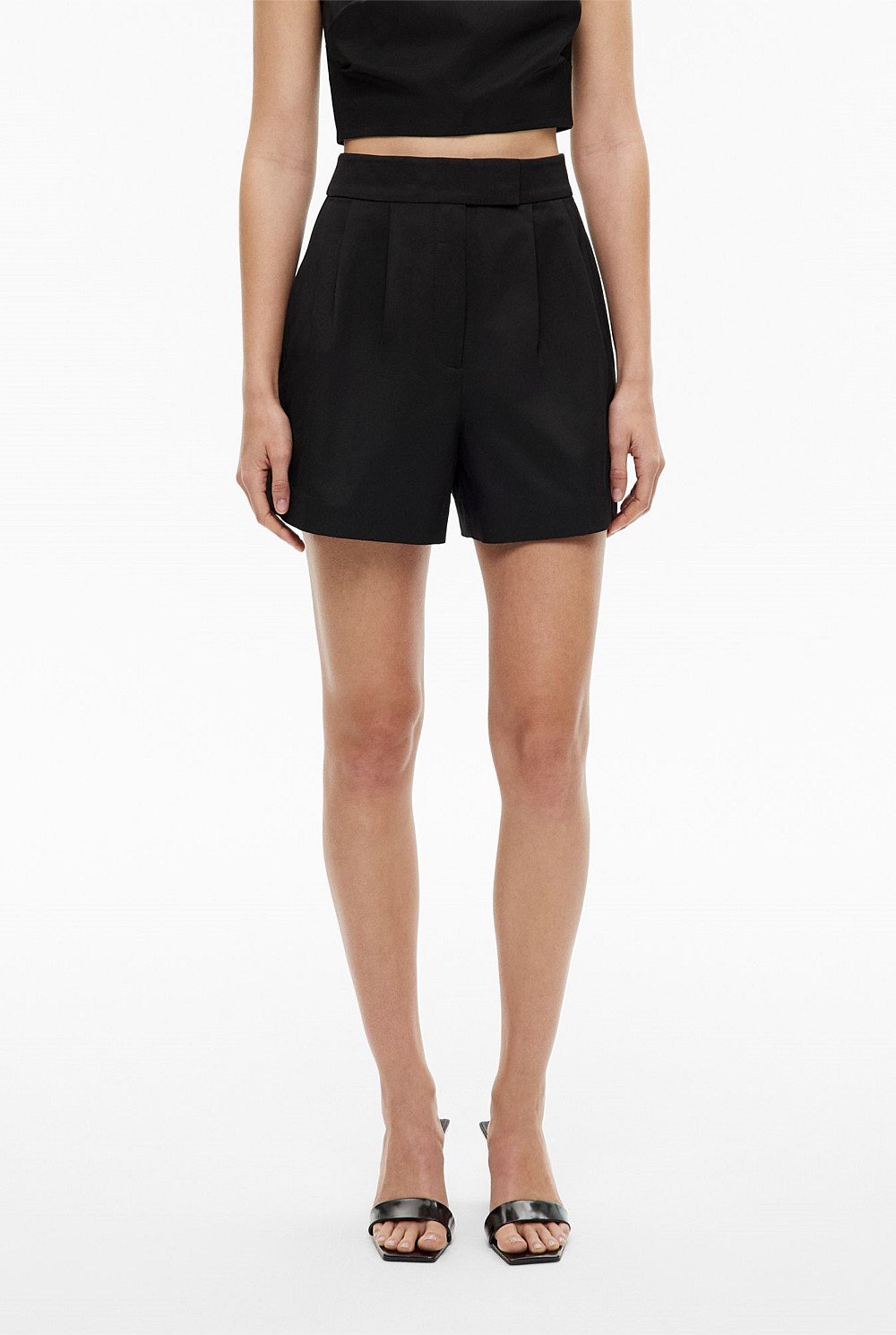 Waisted Pleat Short