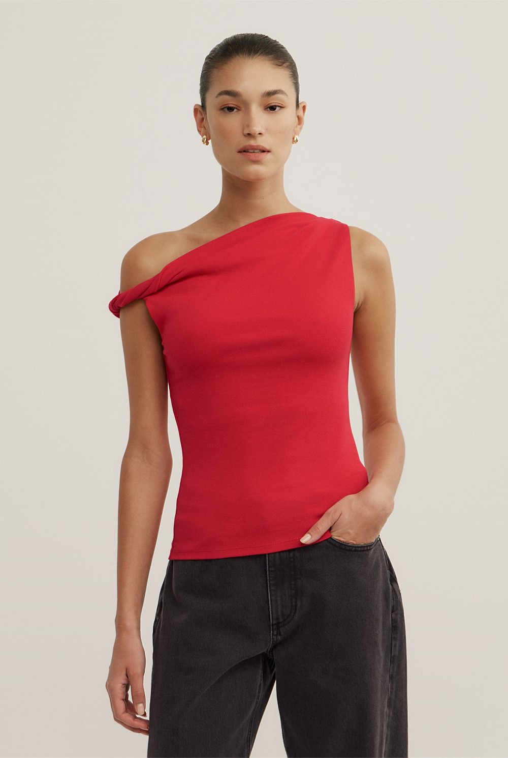 Twist Asymmetric Top