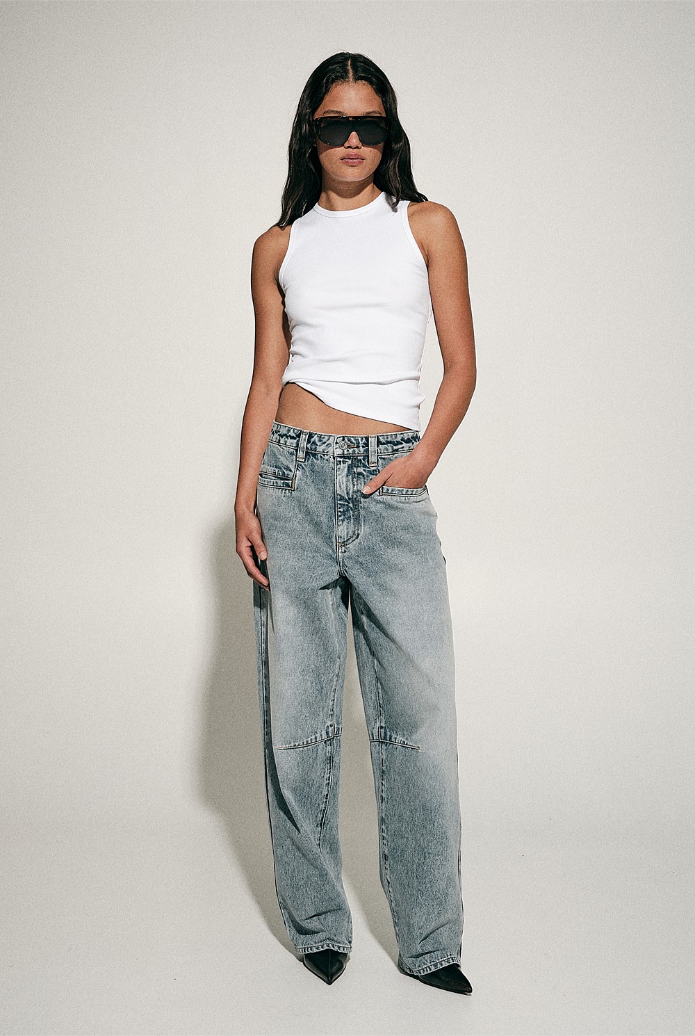 Pocket Detail Barrel Jeans