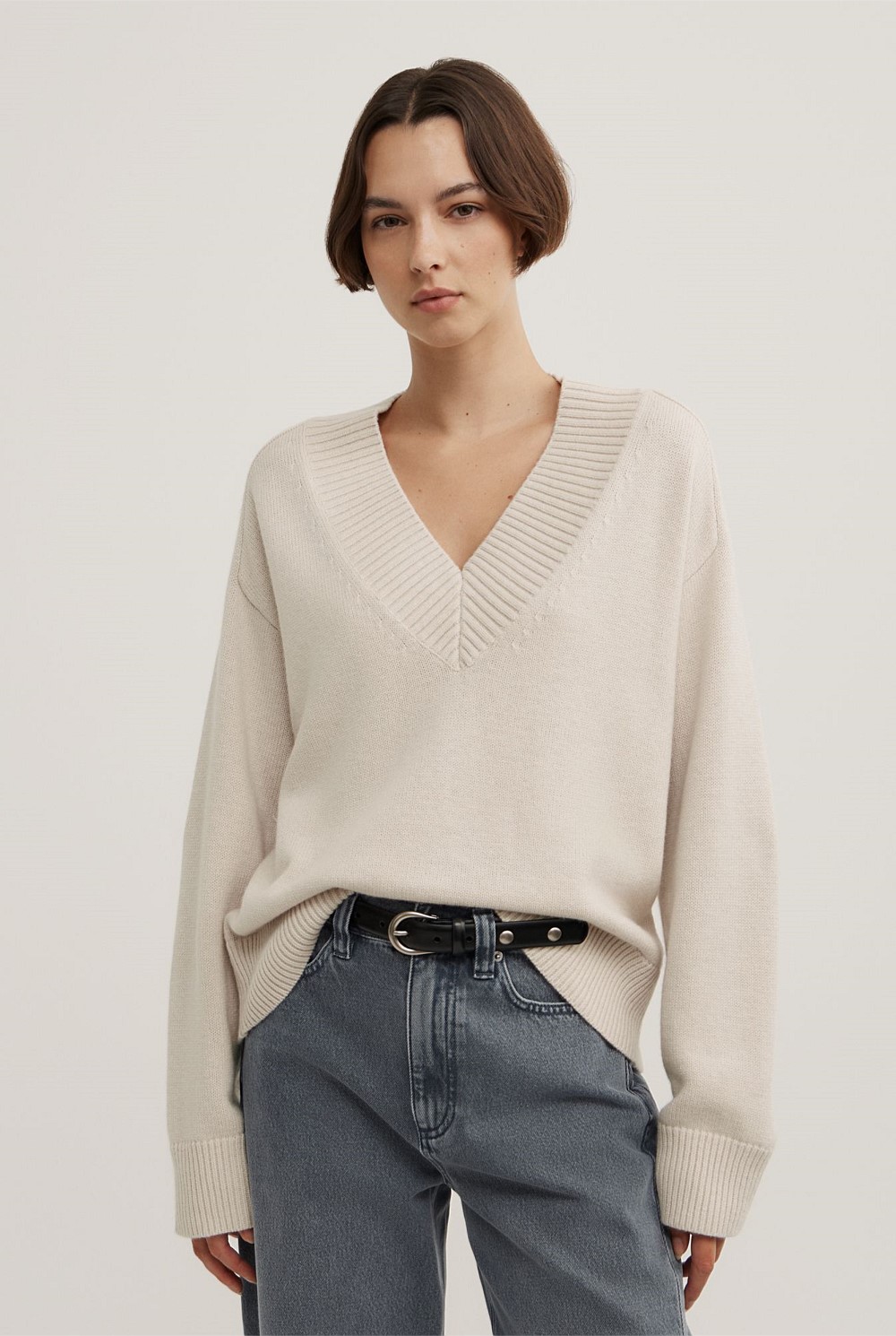 V-Neck Knit