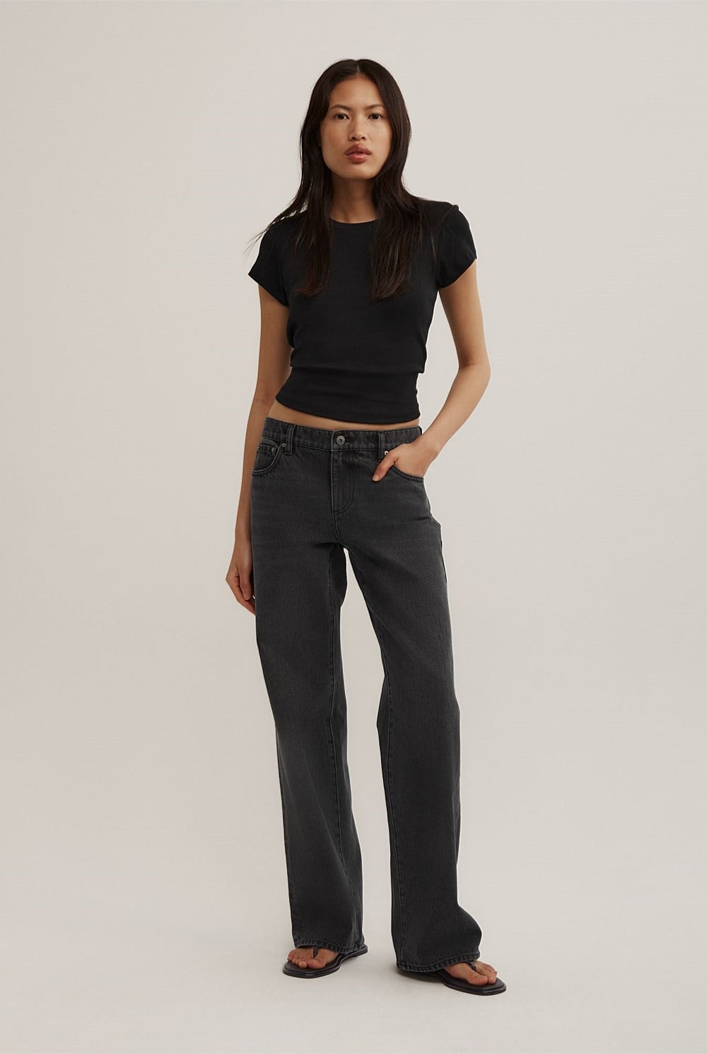 Low Rise Relaxed Jeans