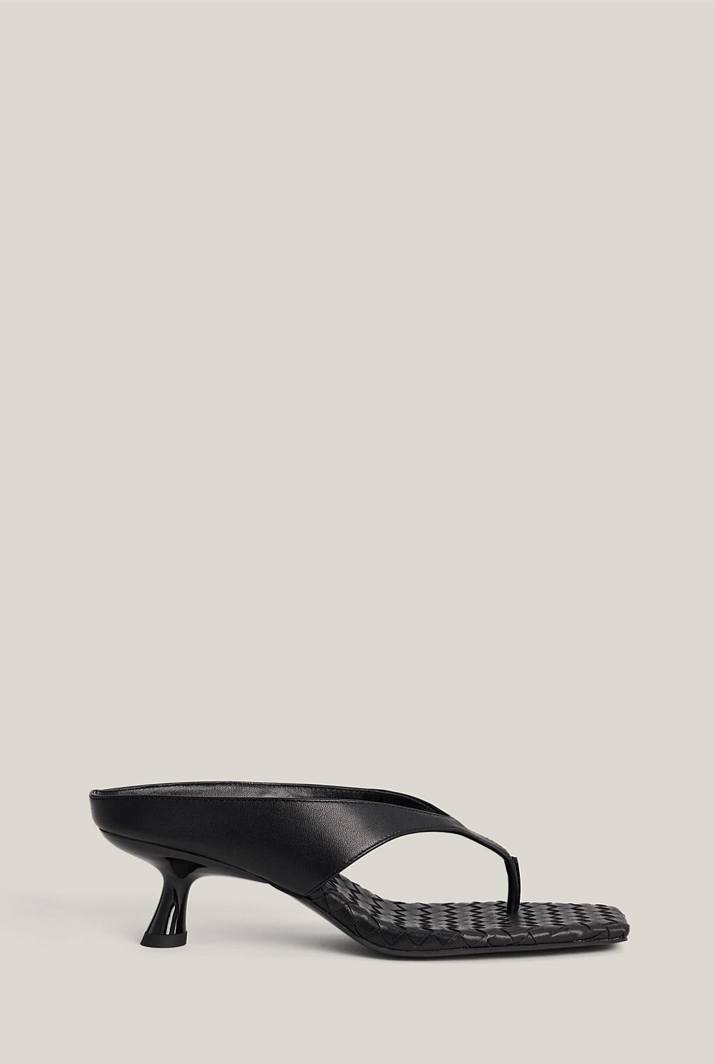 Dayna Heels