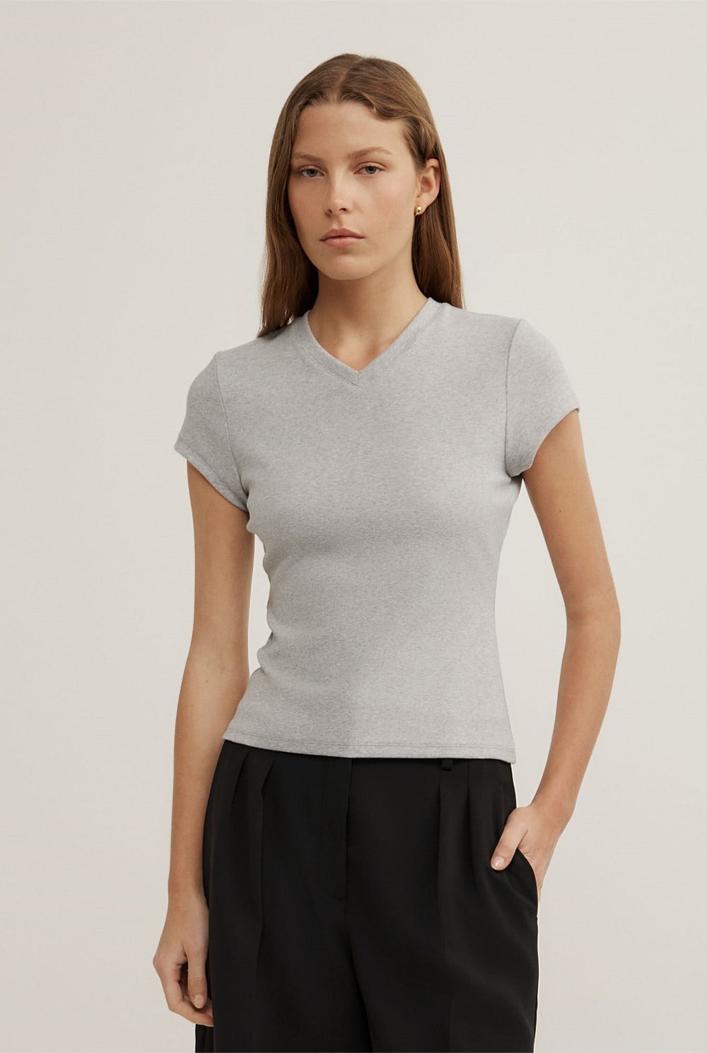 High V T-Shirt