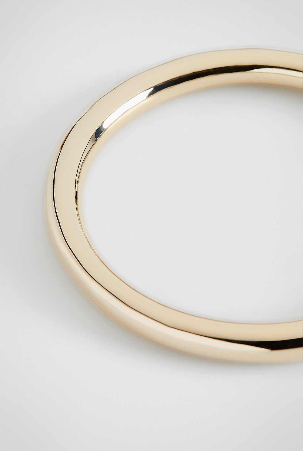 Octavia Bangle