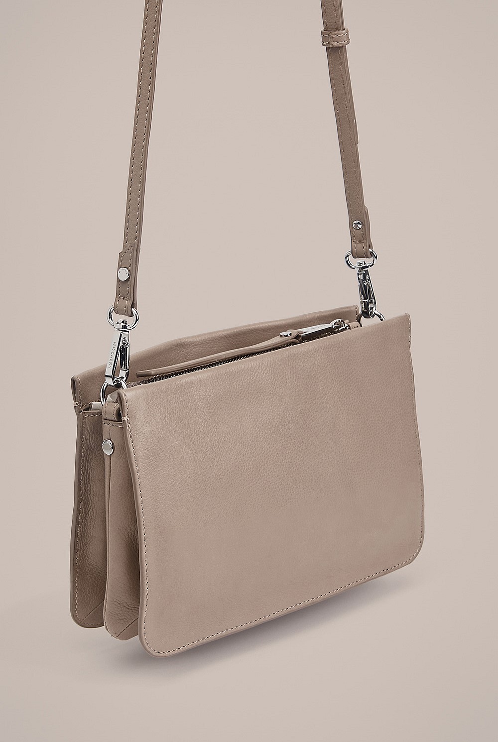 Raya Soft Crossbody Bag