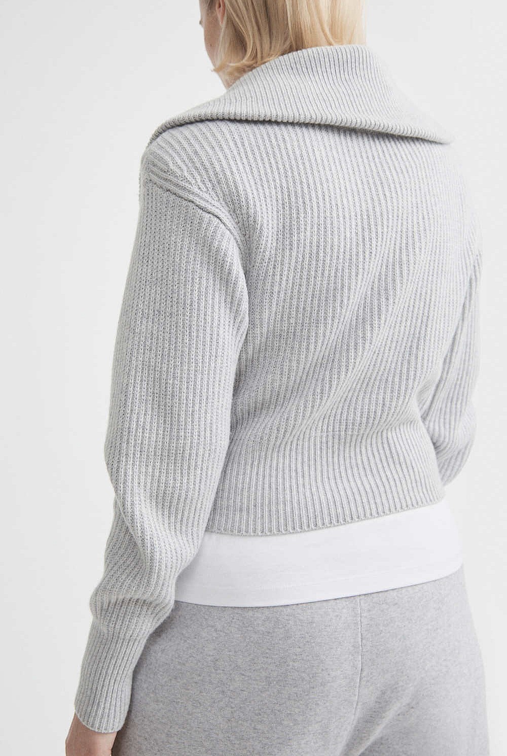 Zip Collar Crop Knit