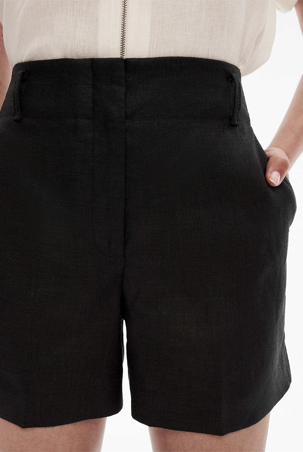 Linen Short