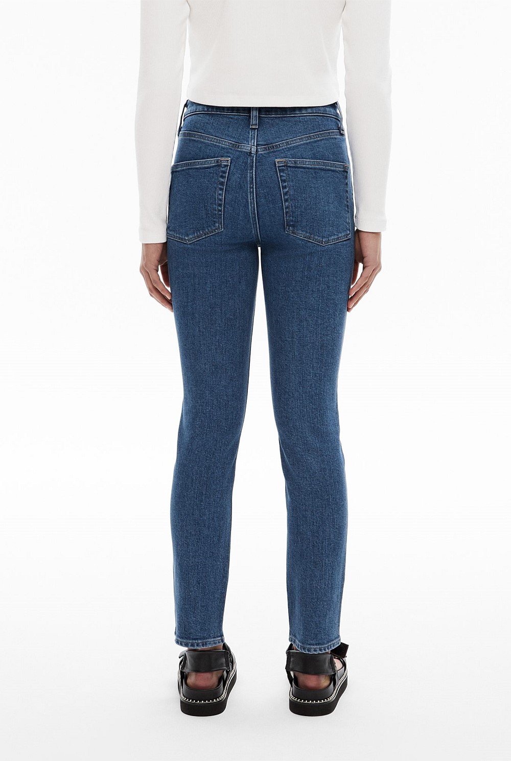 Mid Rise Skinny Jean