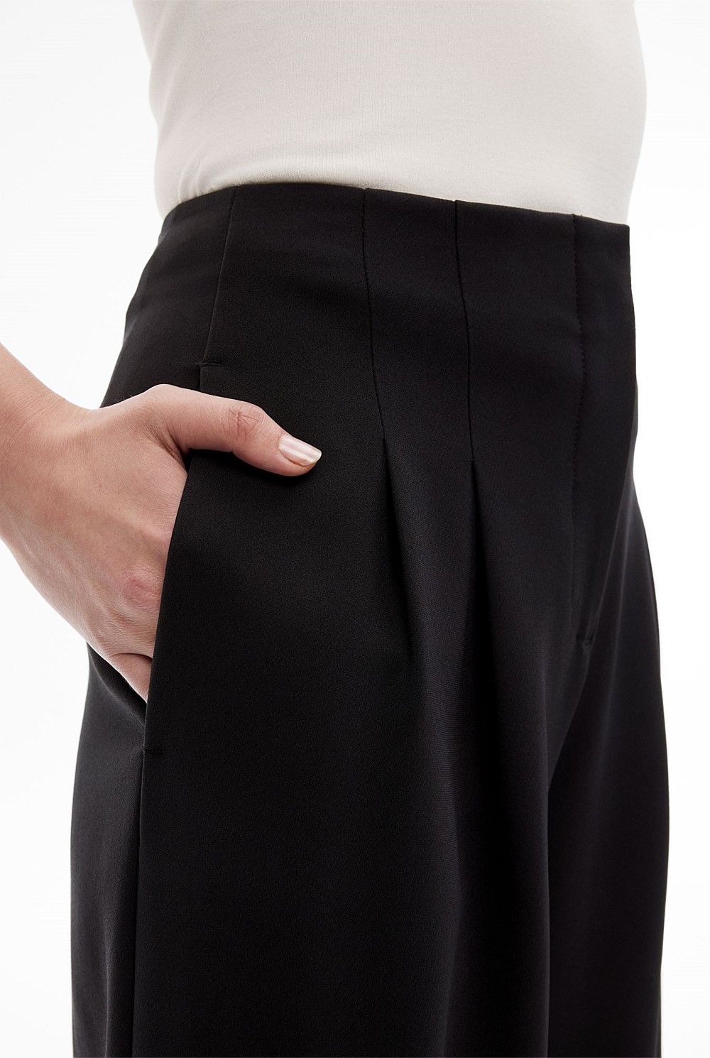 Pleated Pant