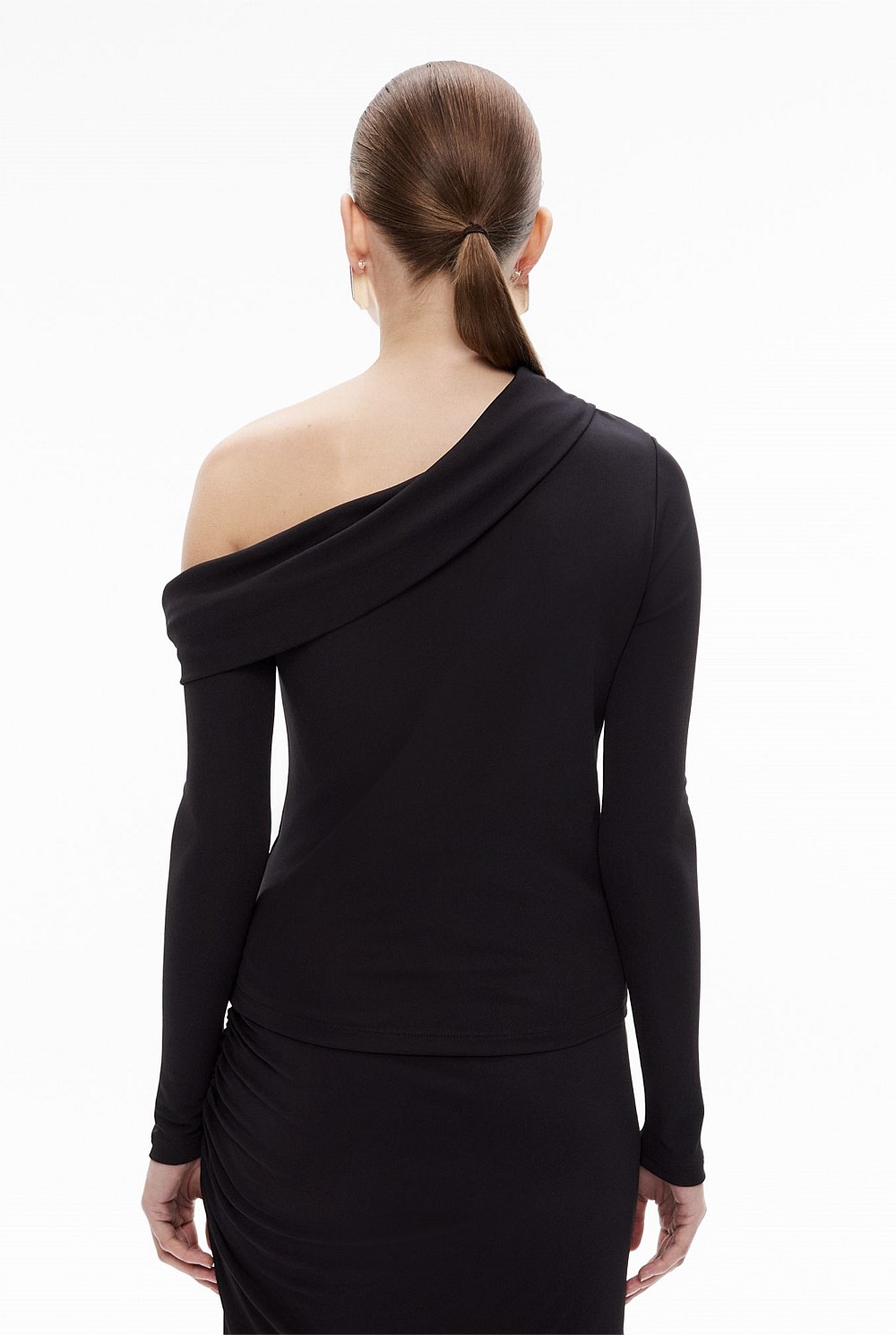 Draped Asymmetric Top