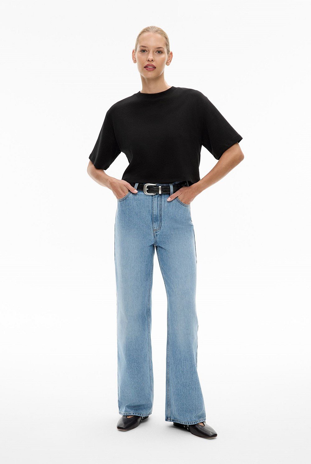 Hi Rise Wide Leg Jean