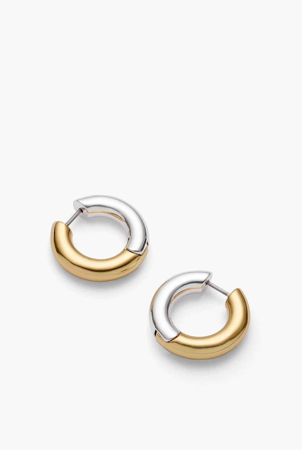 Maggie Hoop Earrings