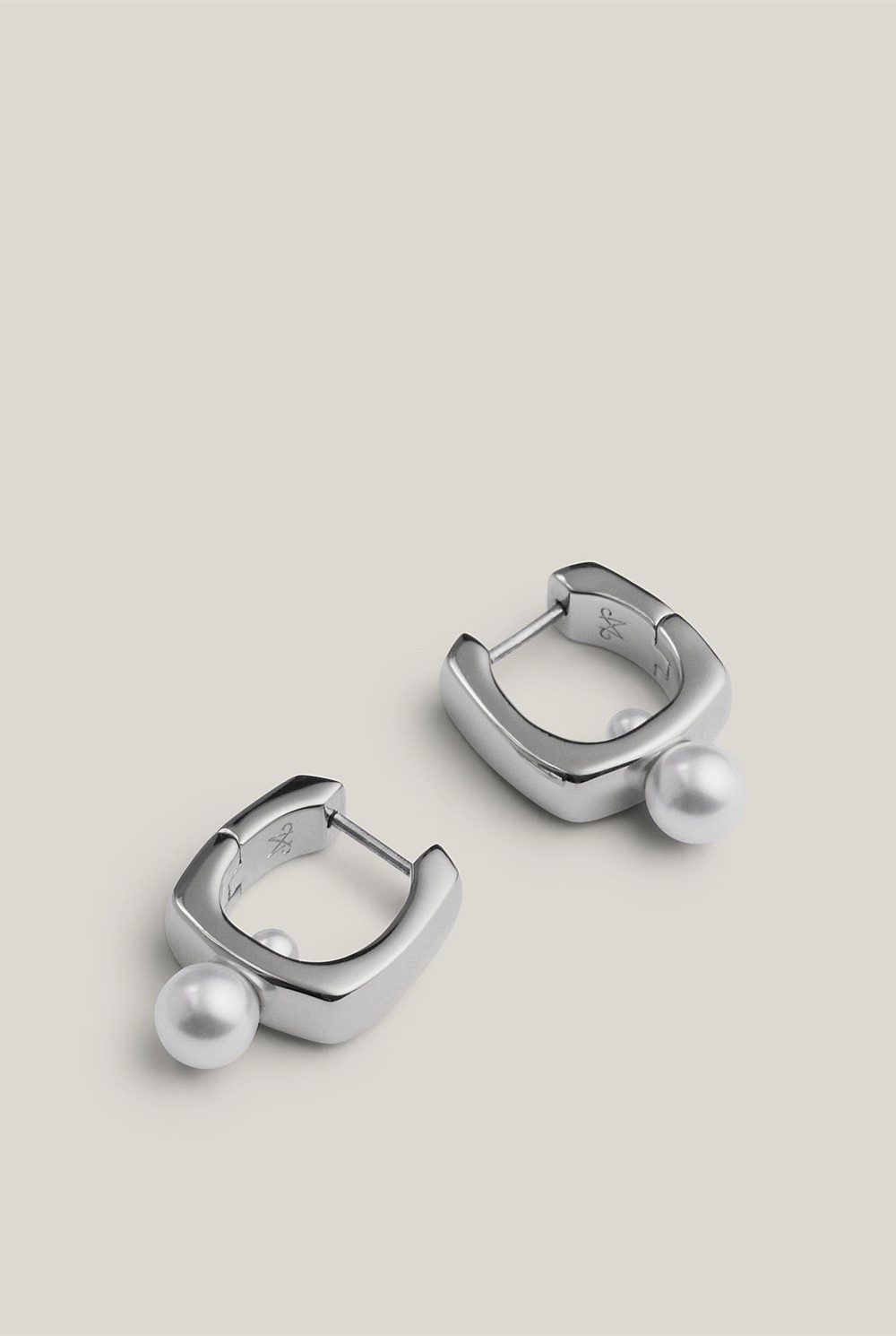 Lou Hoop Earrings