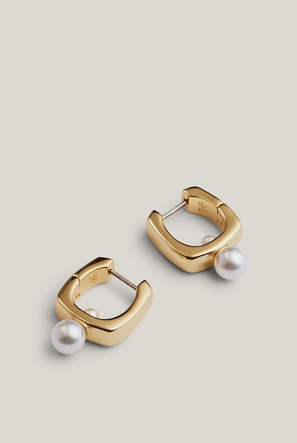 Lou Hoop Earrings