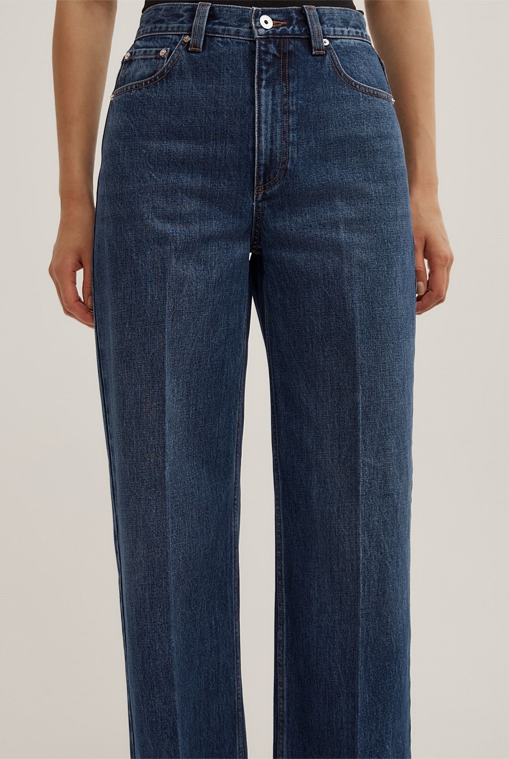 Wide Leg Crease Jeans