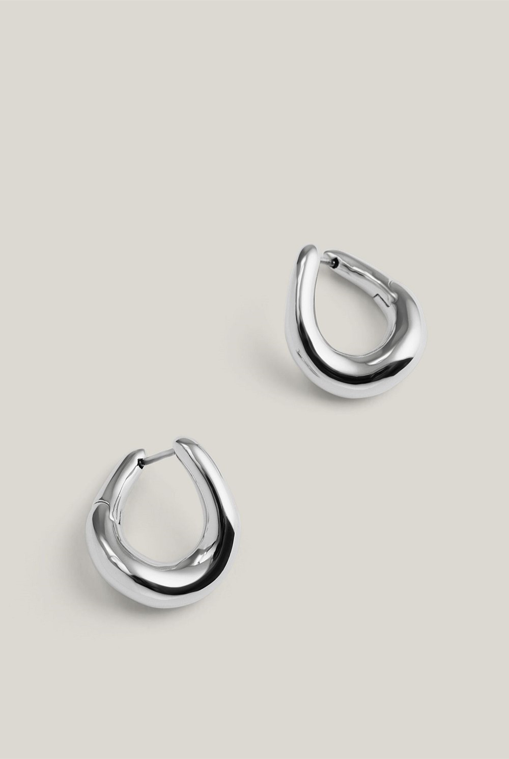 Meg Earrings Set