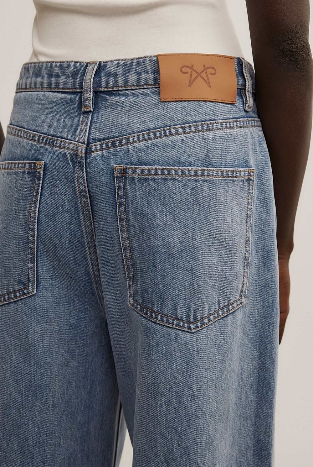 Crossover Jeans