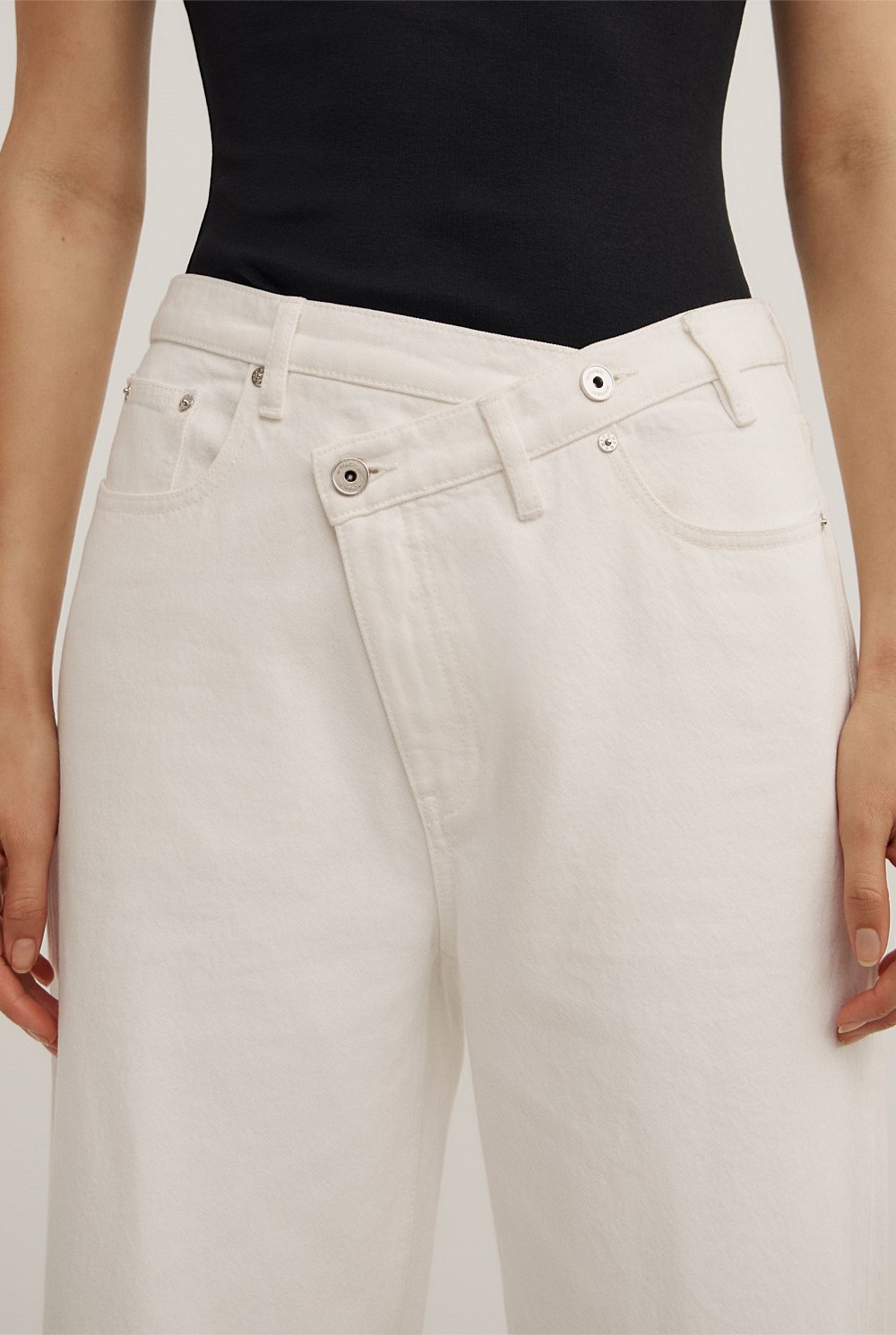 Crossover Jeans