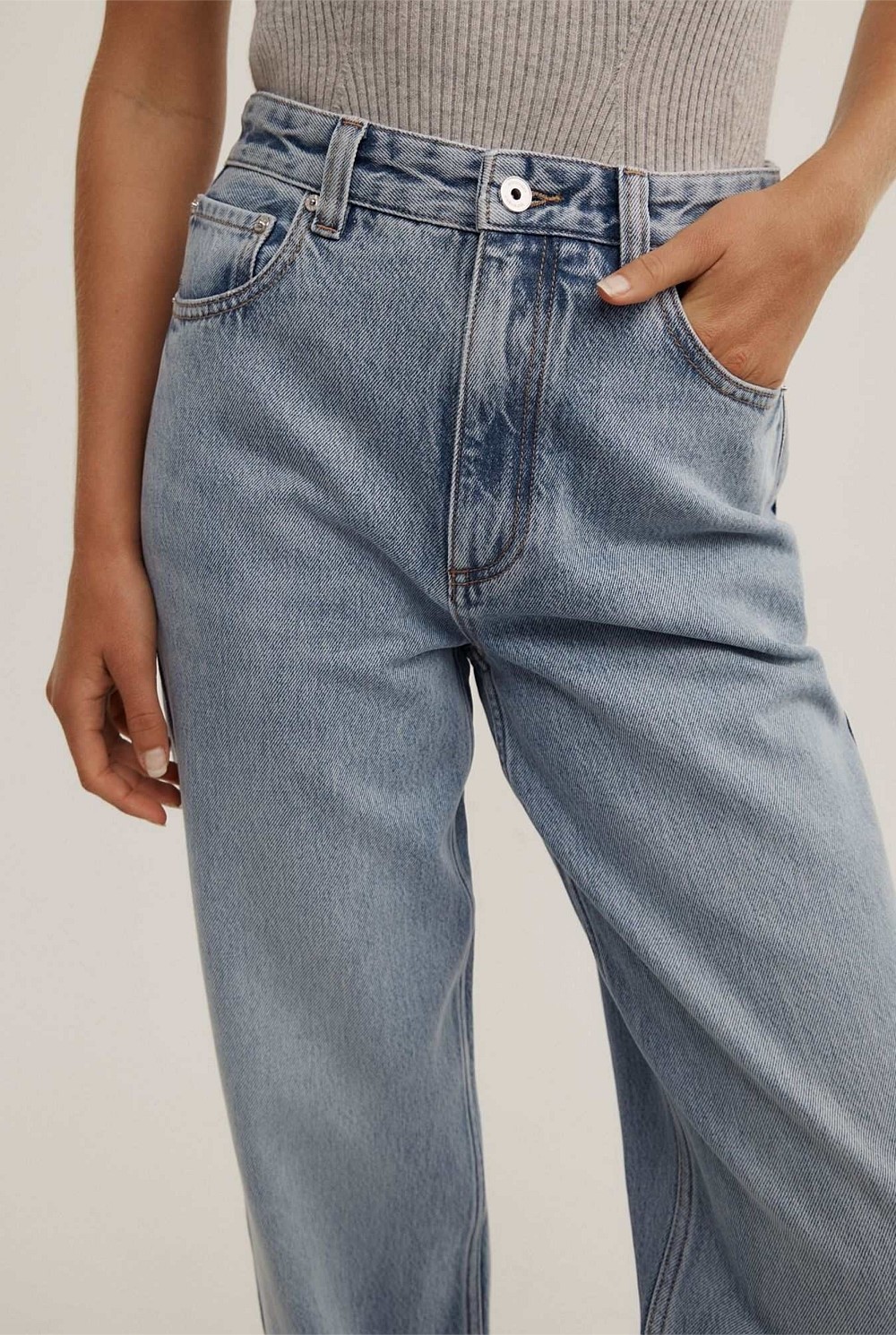 Stovepipe Jeans