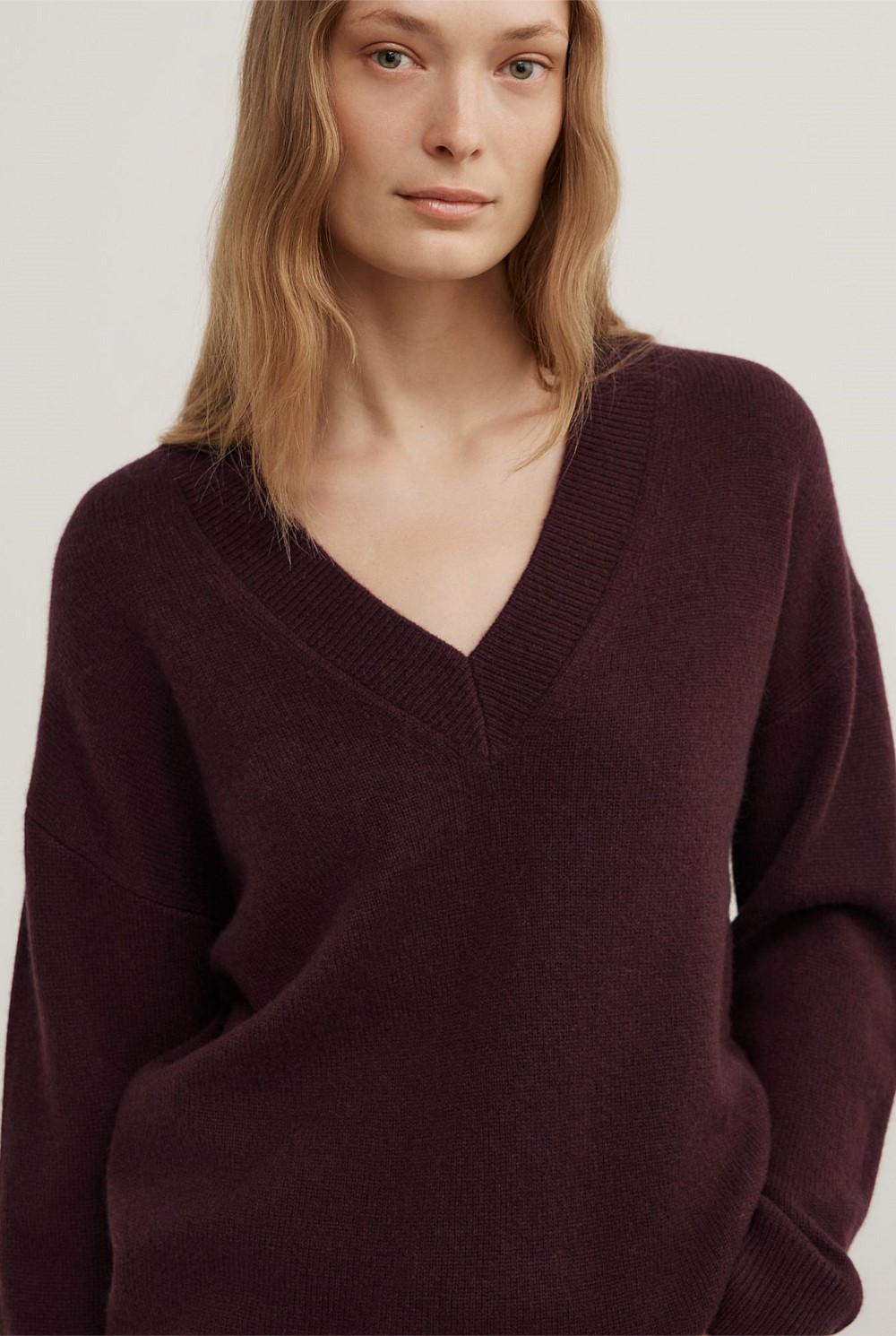 Cashmere V-Neck Knit