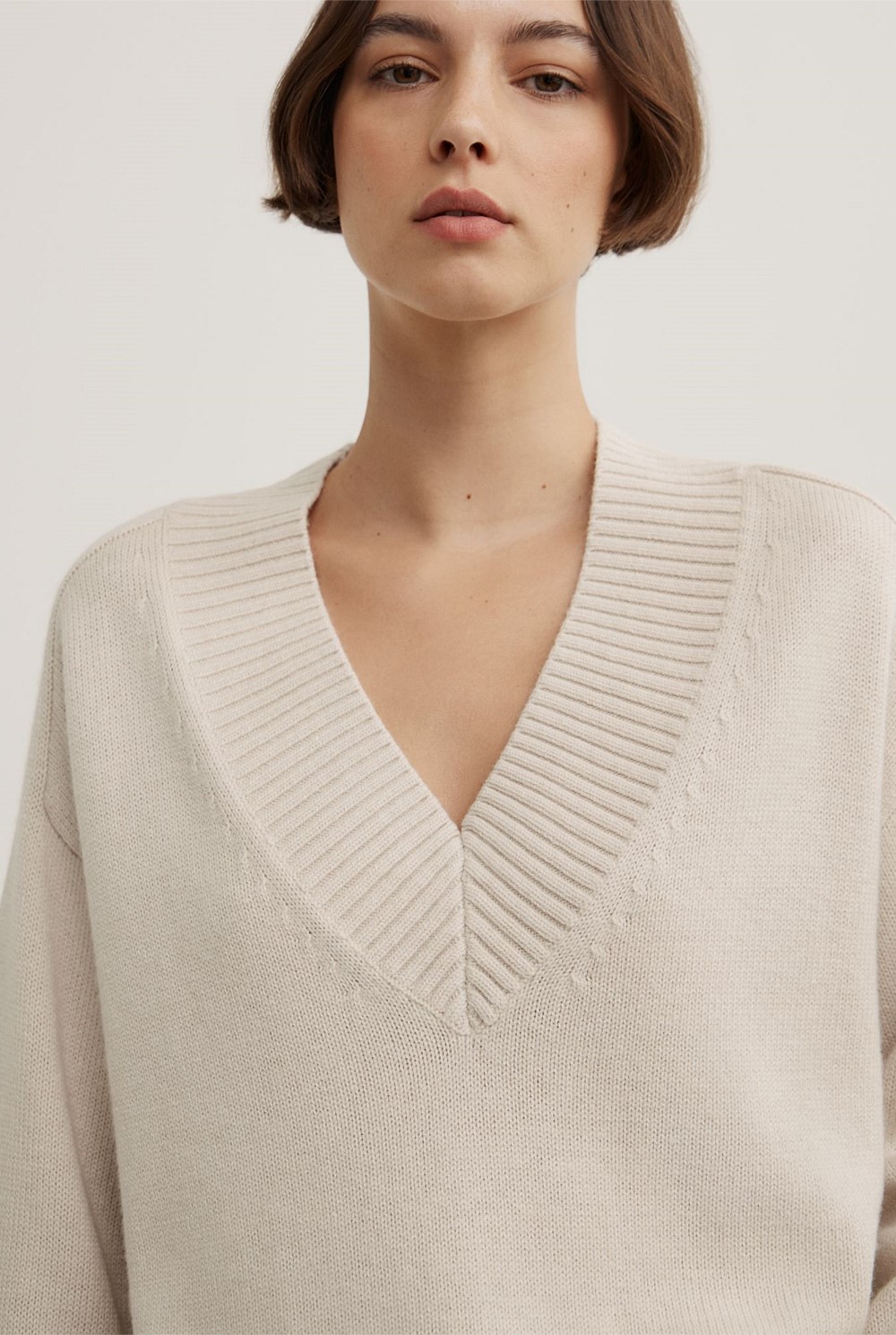 V-Neck Knit