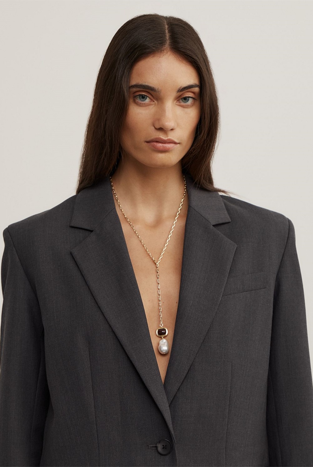 Thea Necklace