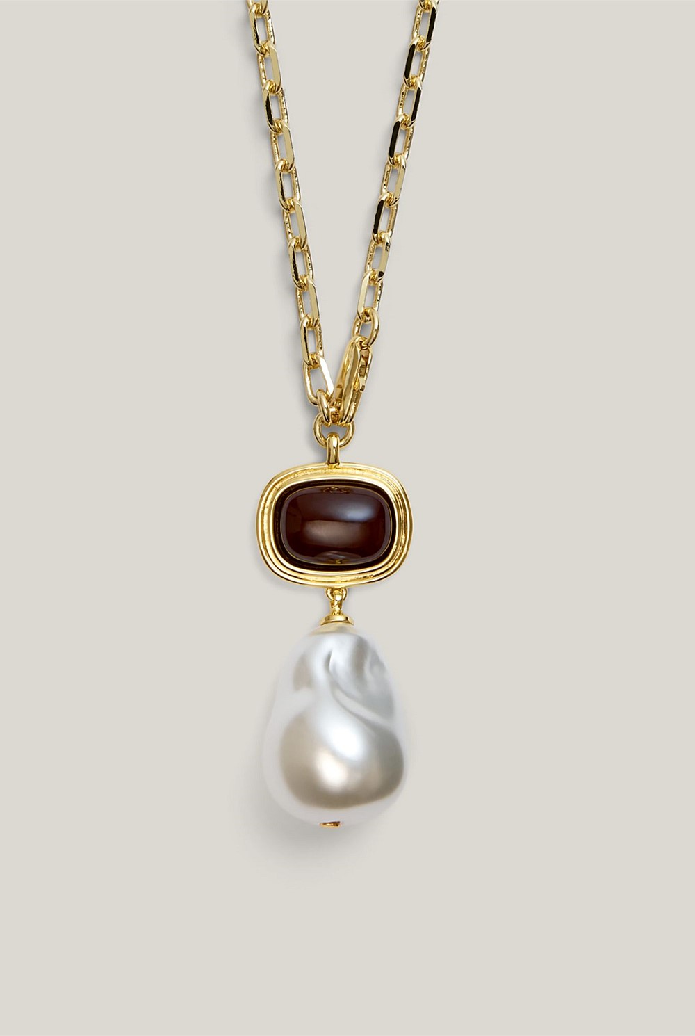 Thea Necklace