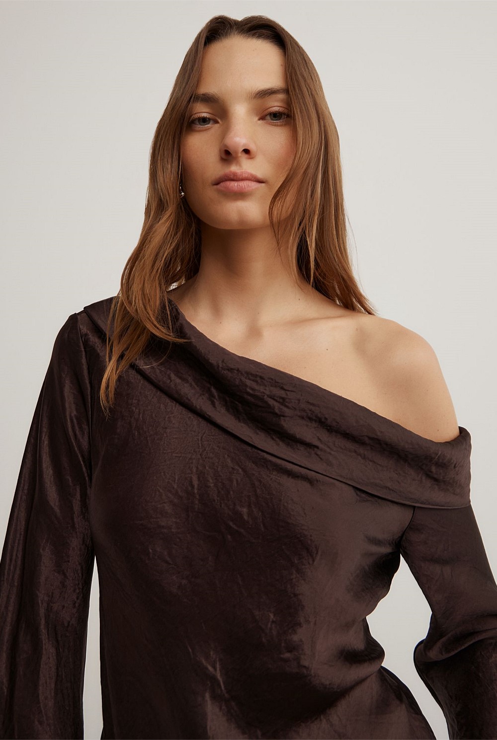 Asymmetric Shoulder Top