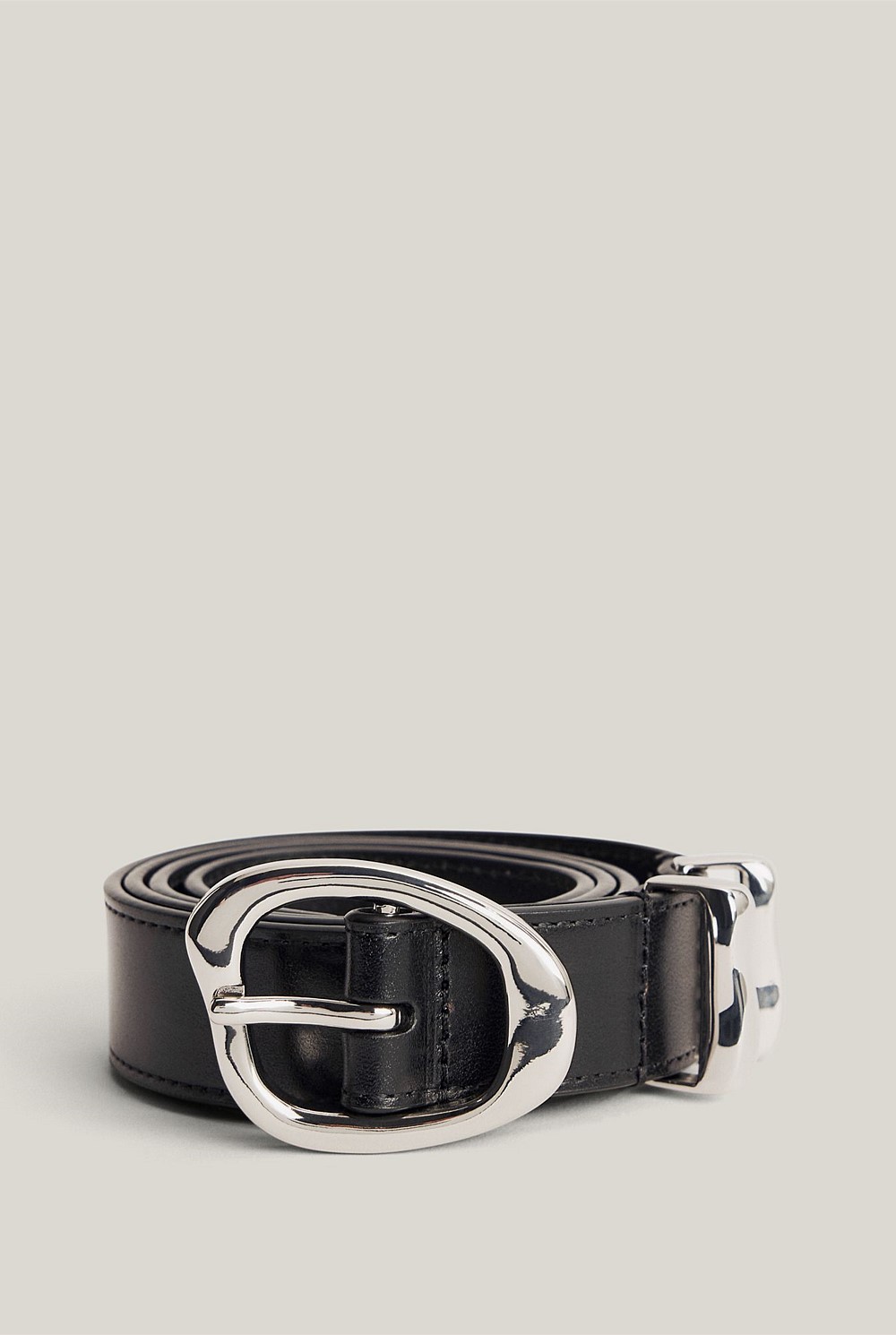 Nadia Belt