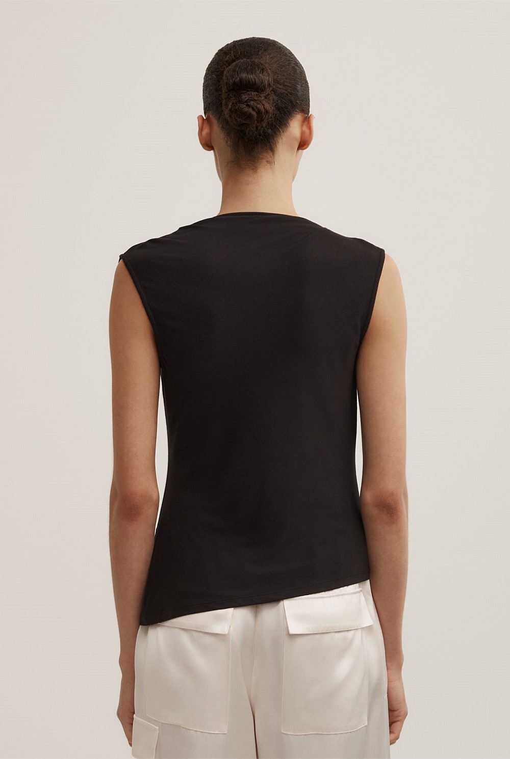 Trim Detail Top
