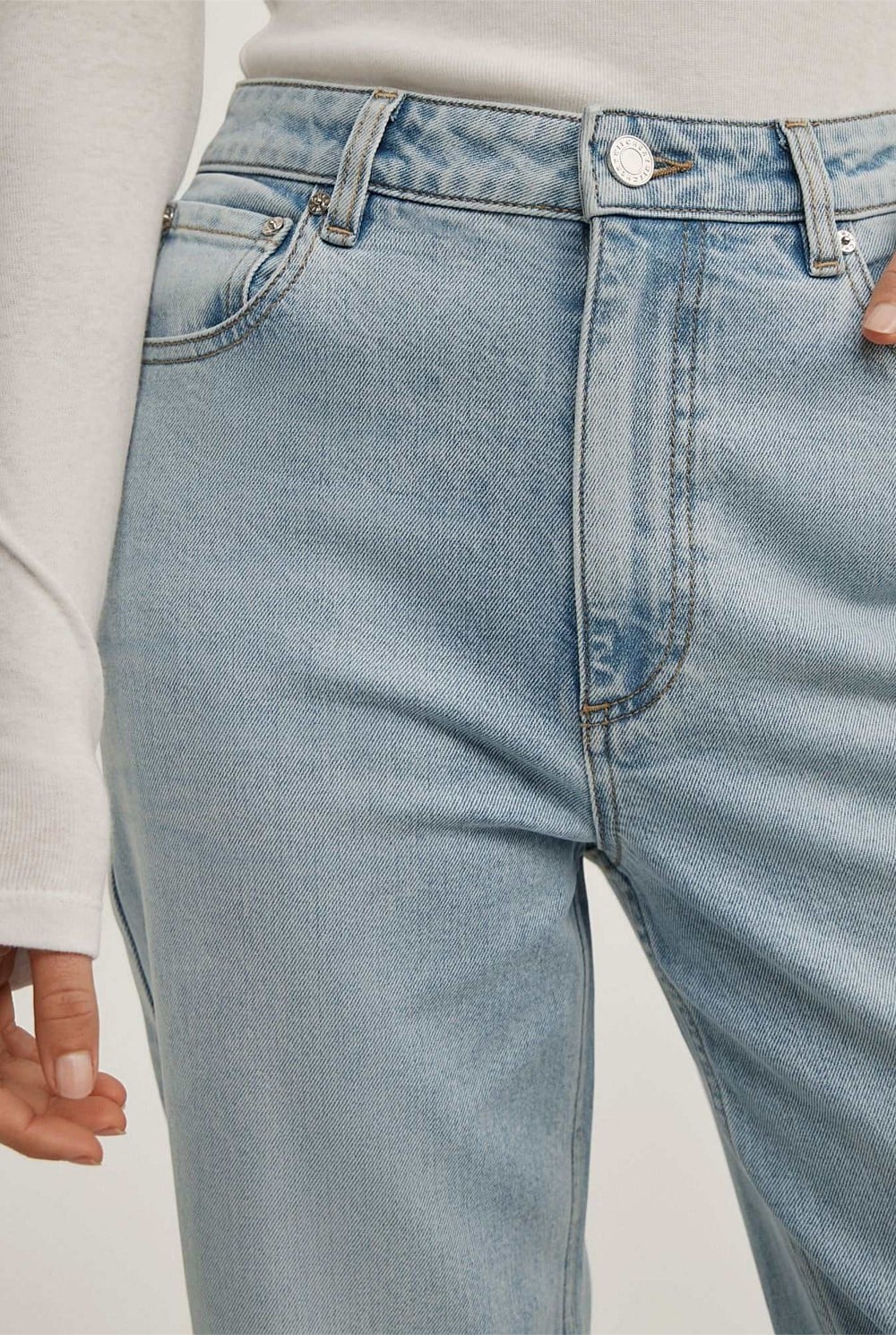 Straight Crop Jeans