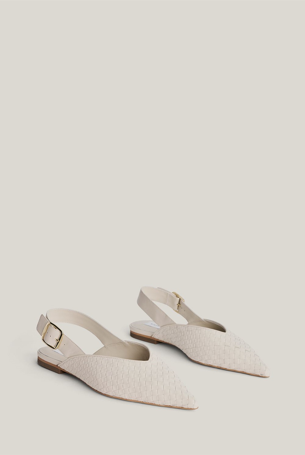 Daisy Weave Flats
