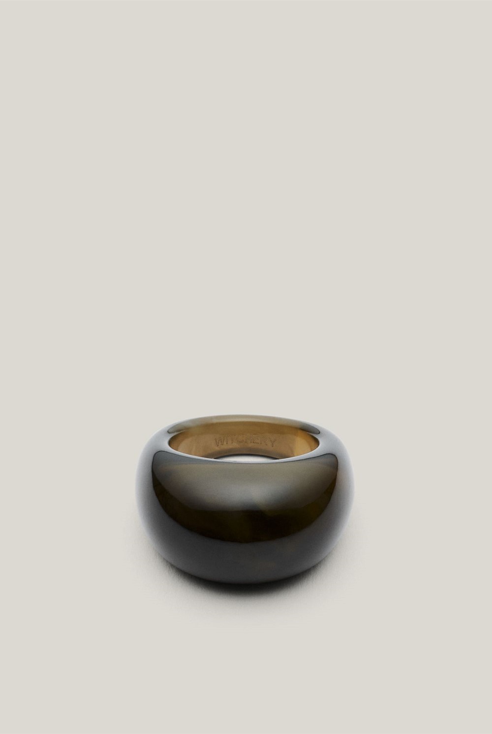 Nahla Resin Ring