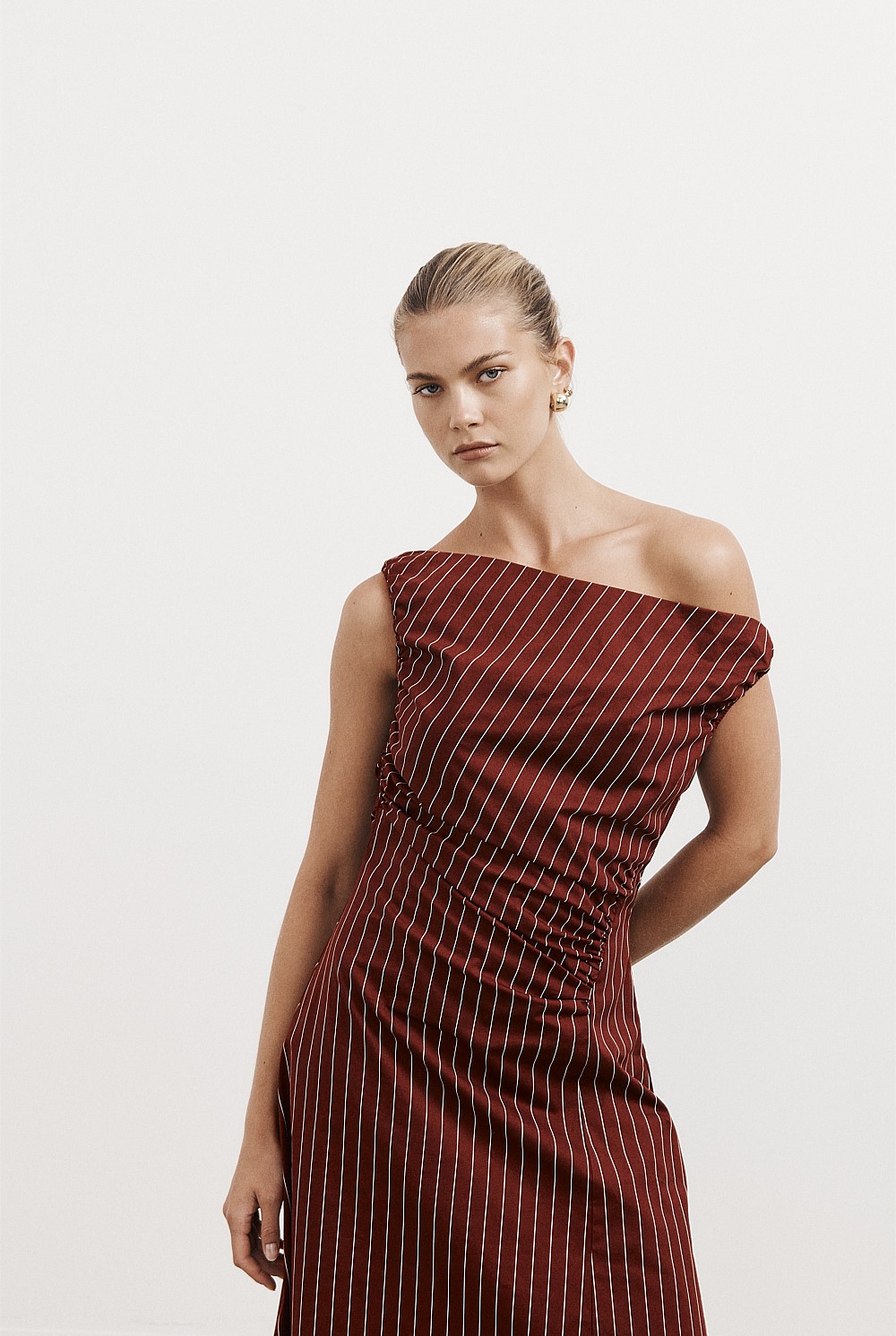 Off Shoulder Gather Midi Dress