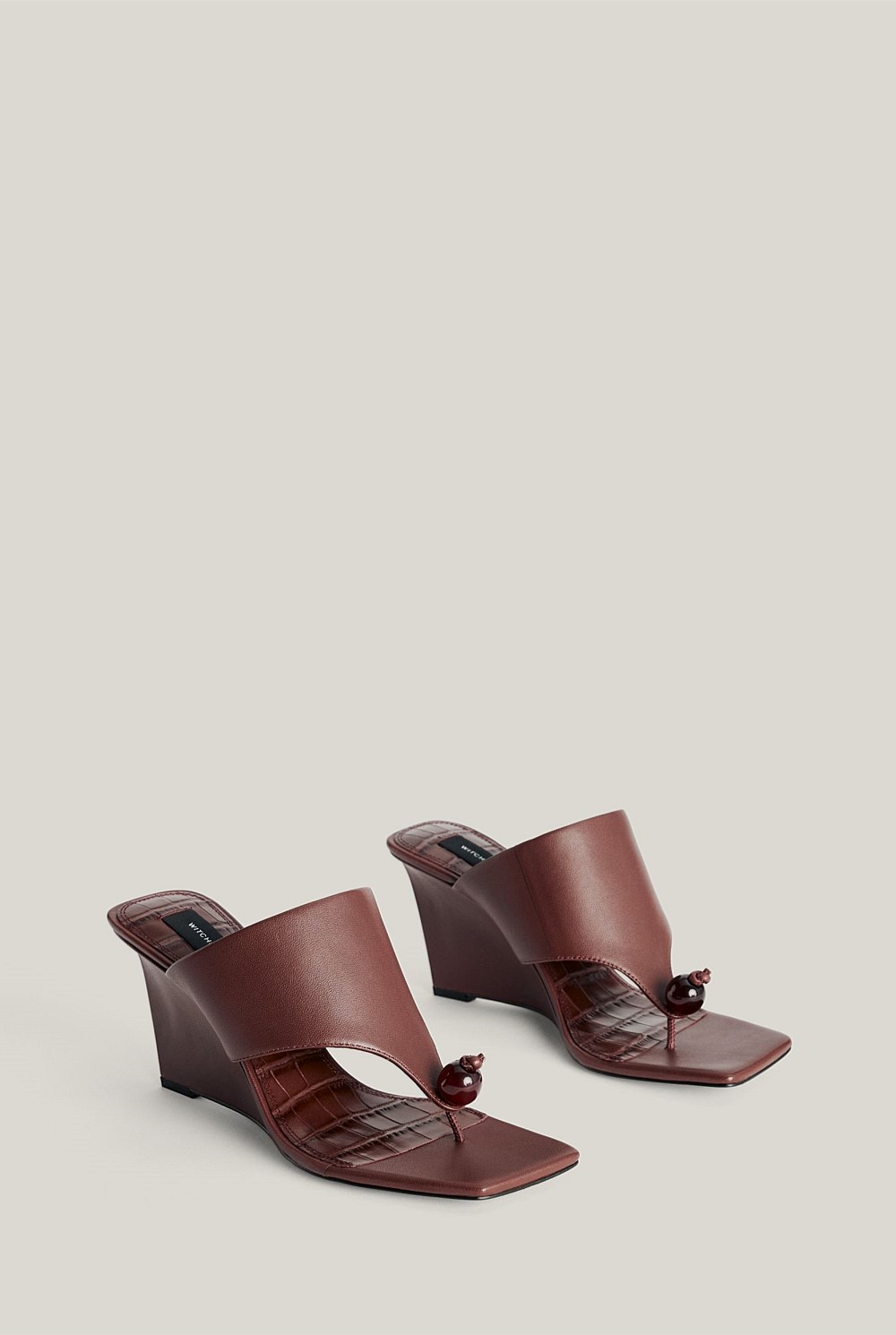 Cassie Bead Wedge