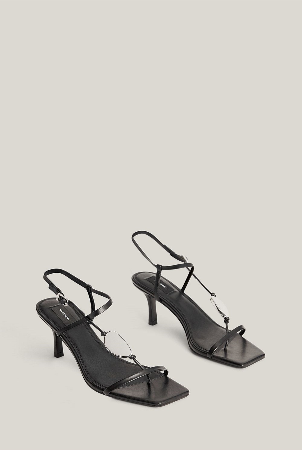 Saffia Heel