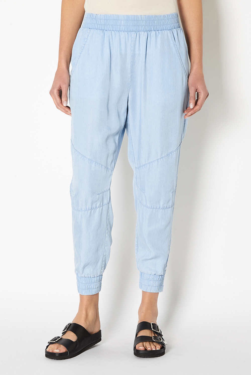 7/8 Chambray Pant