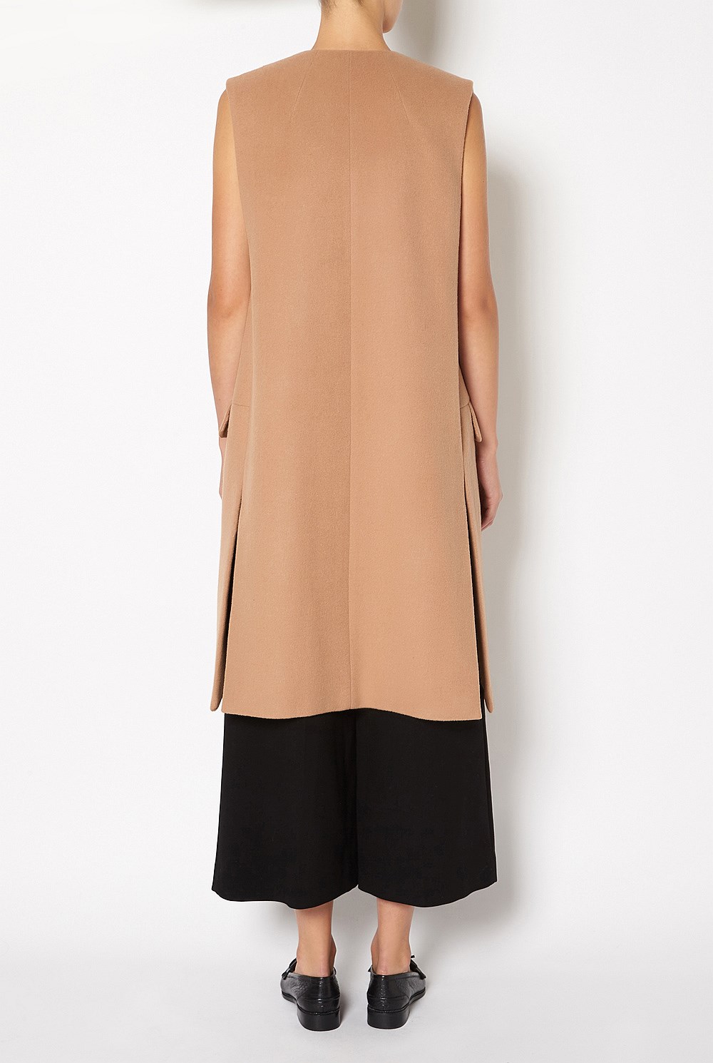 Sleeveless Coat